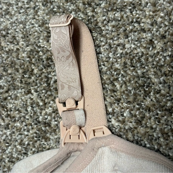 Kindred Bravely Soft Blush Nursing and Pumping Bra - Picture 4 of 12